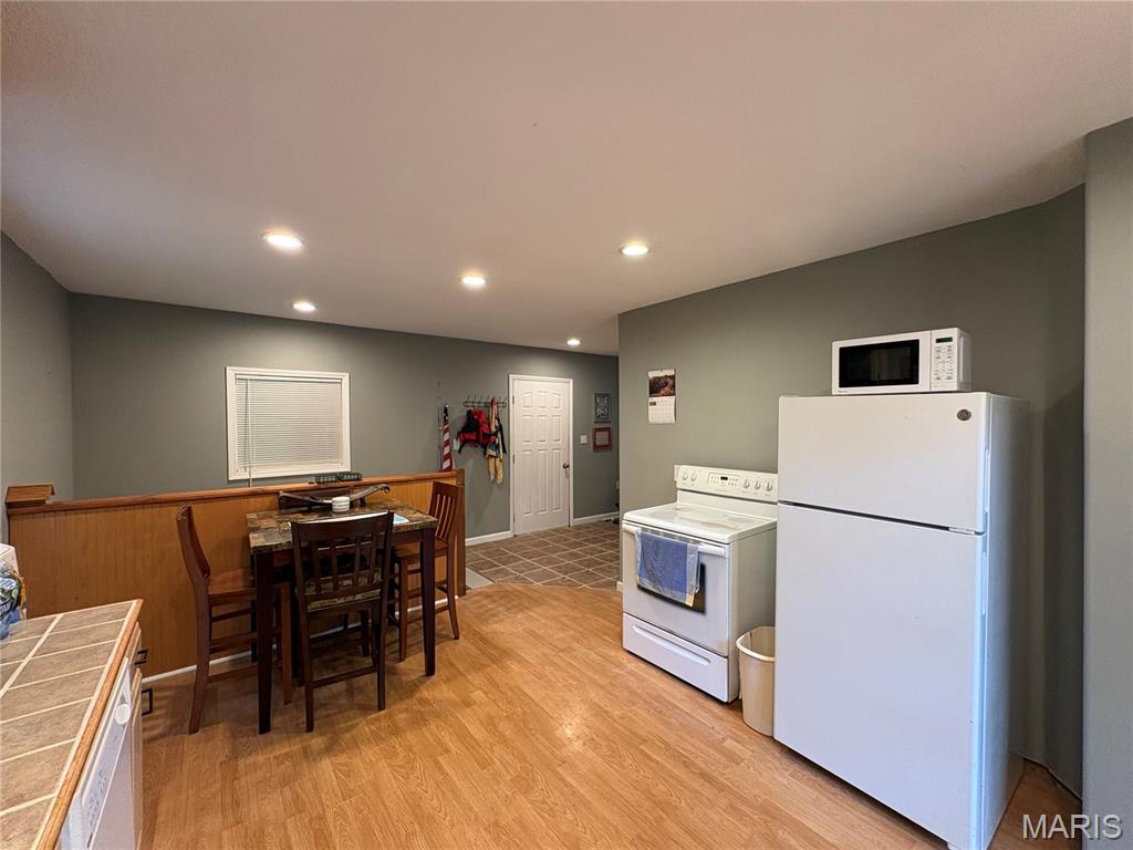 Lonedell Lakes - Residential