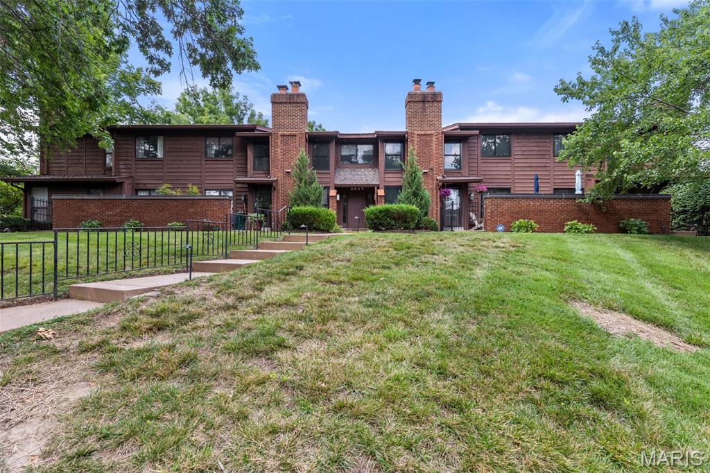 Briar Hill Farm Ii Condo - Residential
