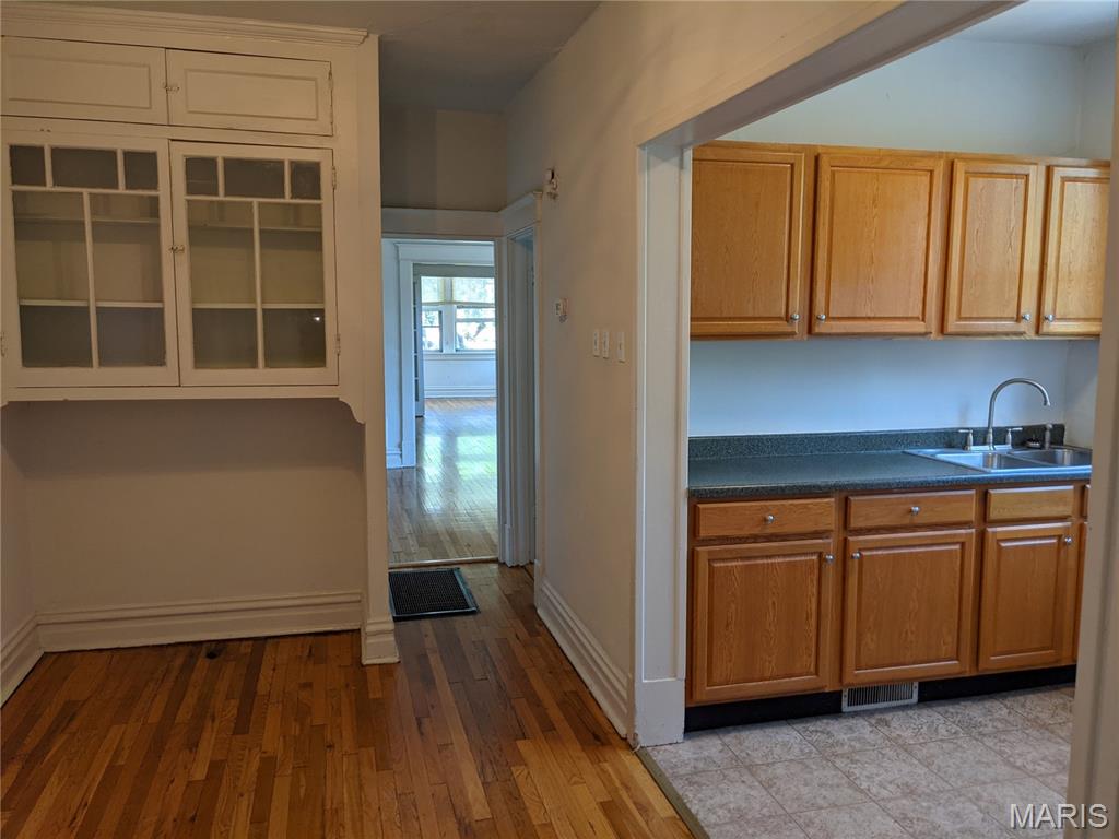 Oakland Add 01 - Residential Income