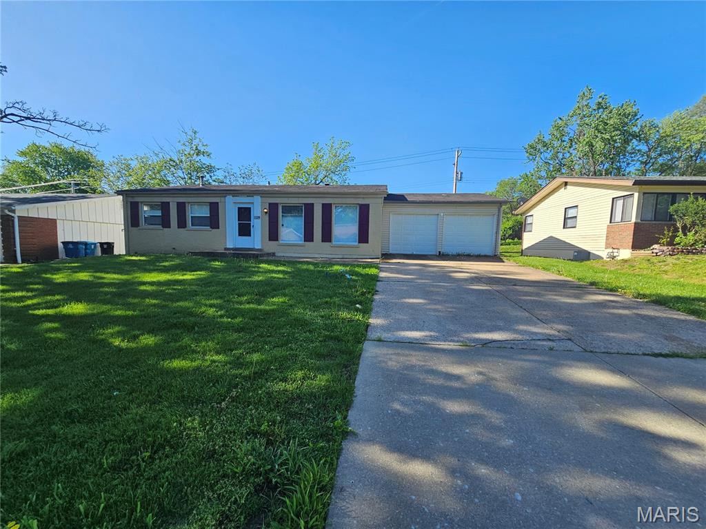 Welcome to 1528 Surf Side Dr, a charming residence located in the established Hazelwood/Spanish Lake area of North St. Louis County. This well-situated home offers a functional layout with comfortable living spaces designed for everyday convenience.

Inside, you’ll find a welcoming floor plan featuring a spacious living room, a dedicated dining area, and a kitchen with essential appliances and ample cabinetry for storage. The home includes multiple bedrooms with generous closet space and a full bathroom designed for practicality and ease of use. Select areas have been updated with modern flooring, complementing the home’s classic structure.

The property sits on a quiet residential street with public road frontage and paved access, offering a peaceful neighborhood setting. The exterior provides a sizable yard space suitable for outdoor activities, gardening, or future enhancements.

Conveniently located near schools in the Hazelwood School District, local parks, shopping centers, and major highways, this home offers both accessibility and community comfort.
