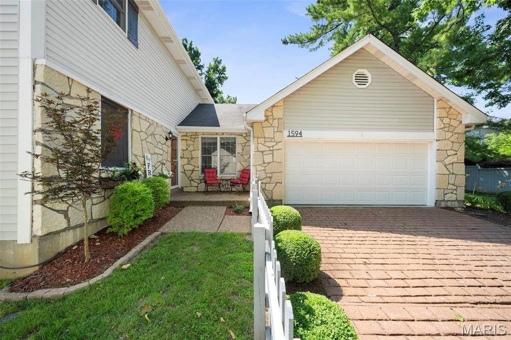 Sycamore 2 Lt 17 & Common Ground - Residential