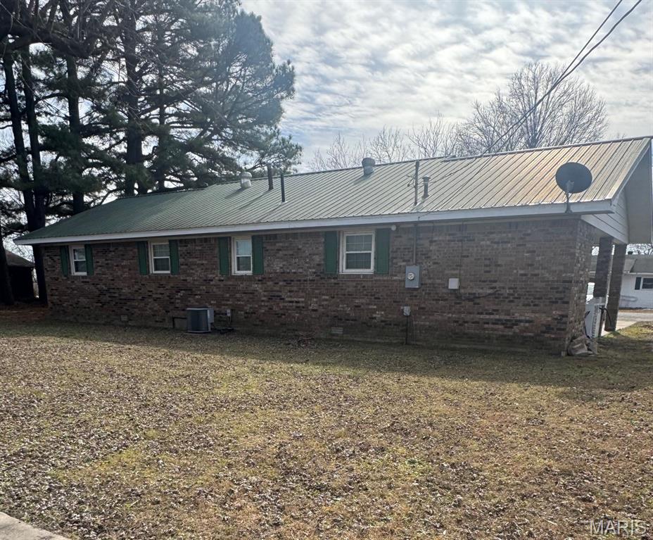 Colonial Acres - Residential