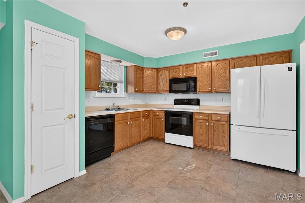 Grantwood Place Condo 4 - Residential