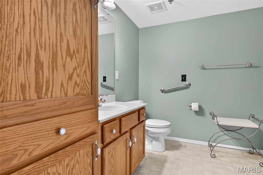 Grantwood Place Condo 4 - Residential