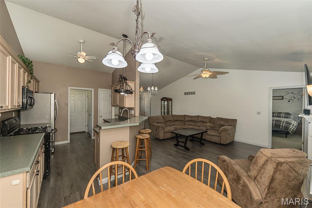 Eagles Bluff - Residential