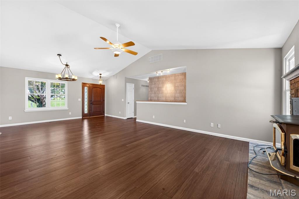 Stable Ridge Estate - Residential
