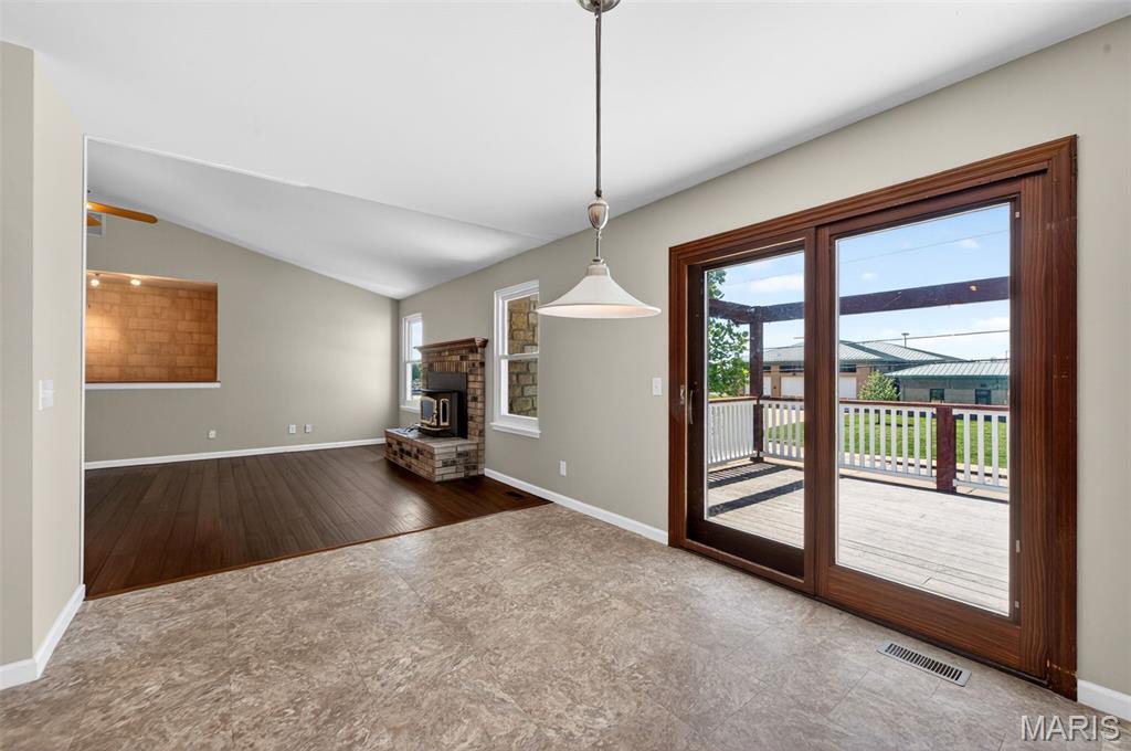 Stable Ridge Estate - Residential
