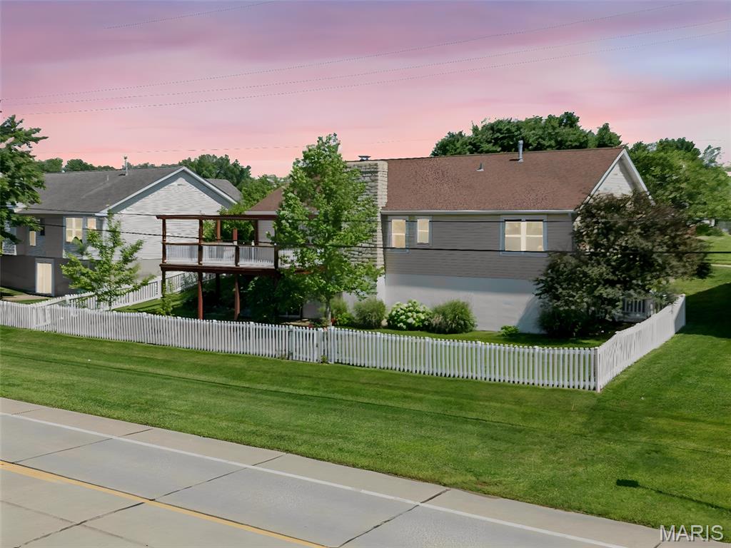 Stable Ridge Estate - Residential