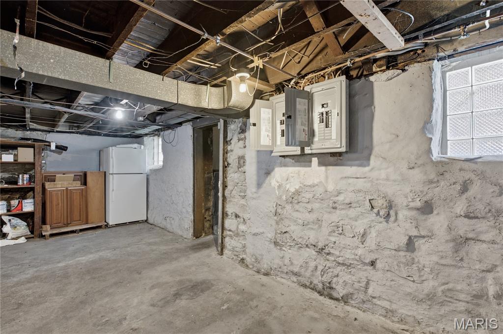 Gratiot Square - Residential Income