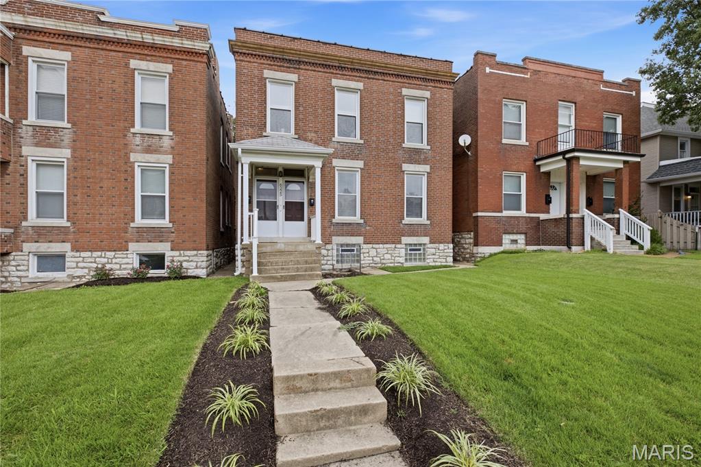 Gratiot Square - Residential Income