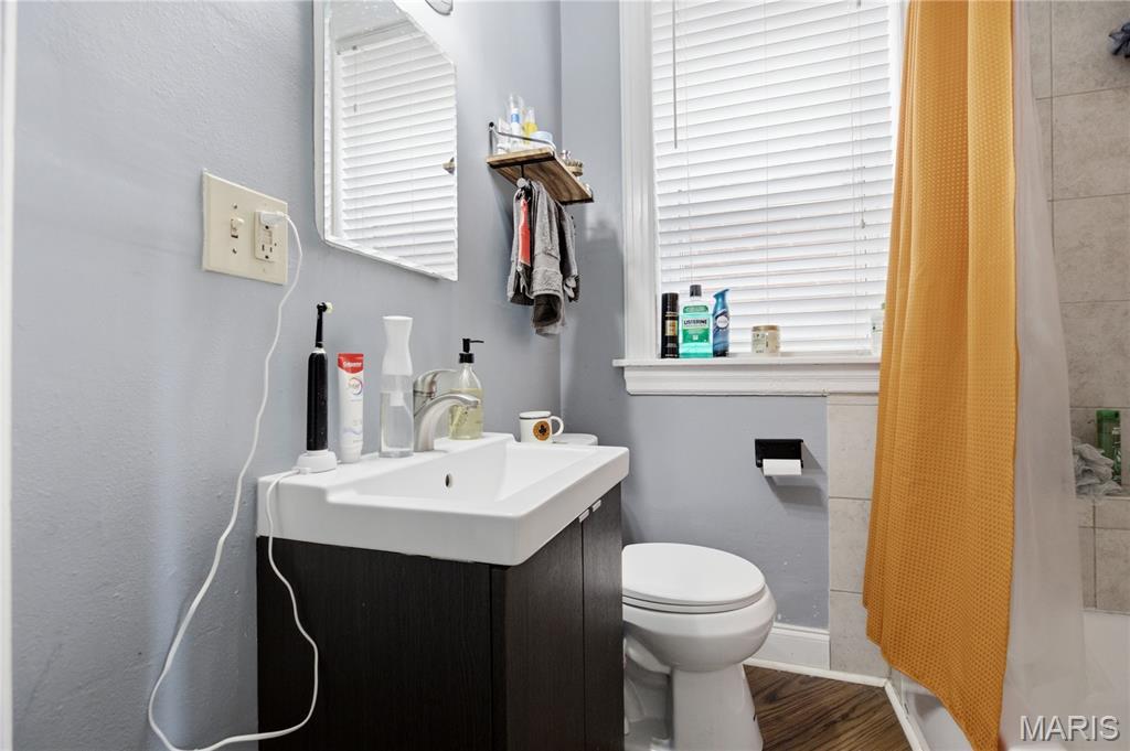 Gratiot Square - Residential Income