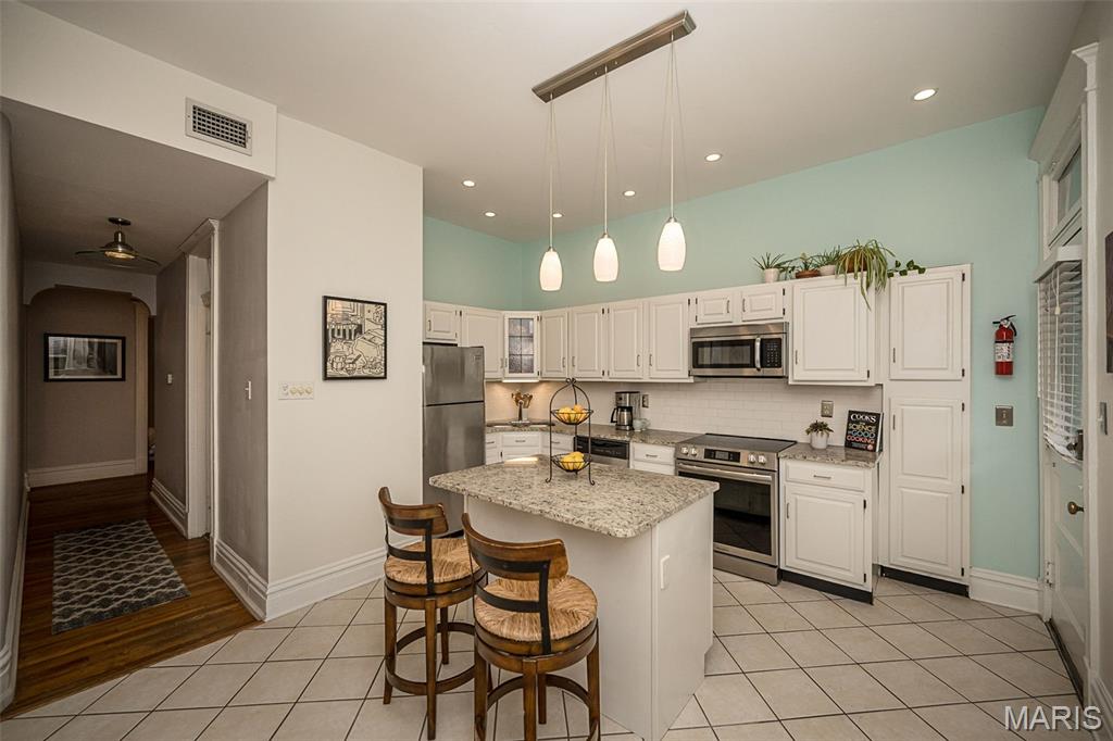 17-19 North Taylor Ave Condo - Residential