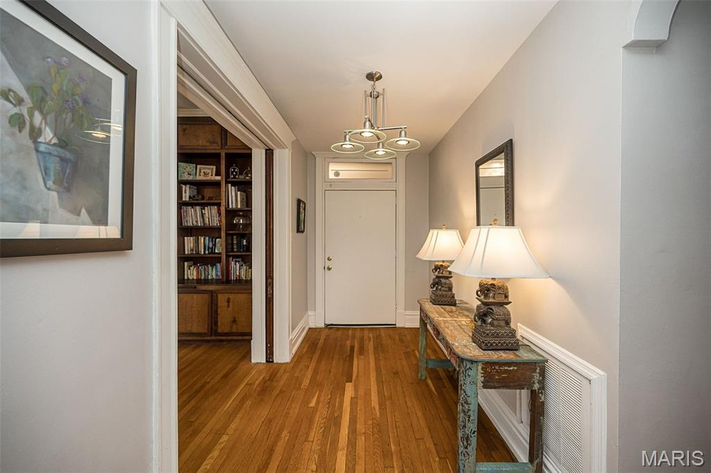 17-19 North Taylor Ave Condo - Residential