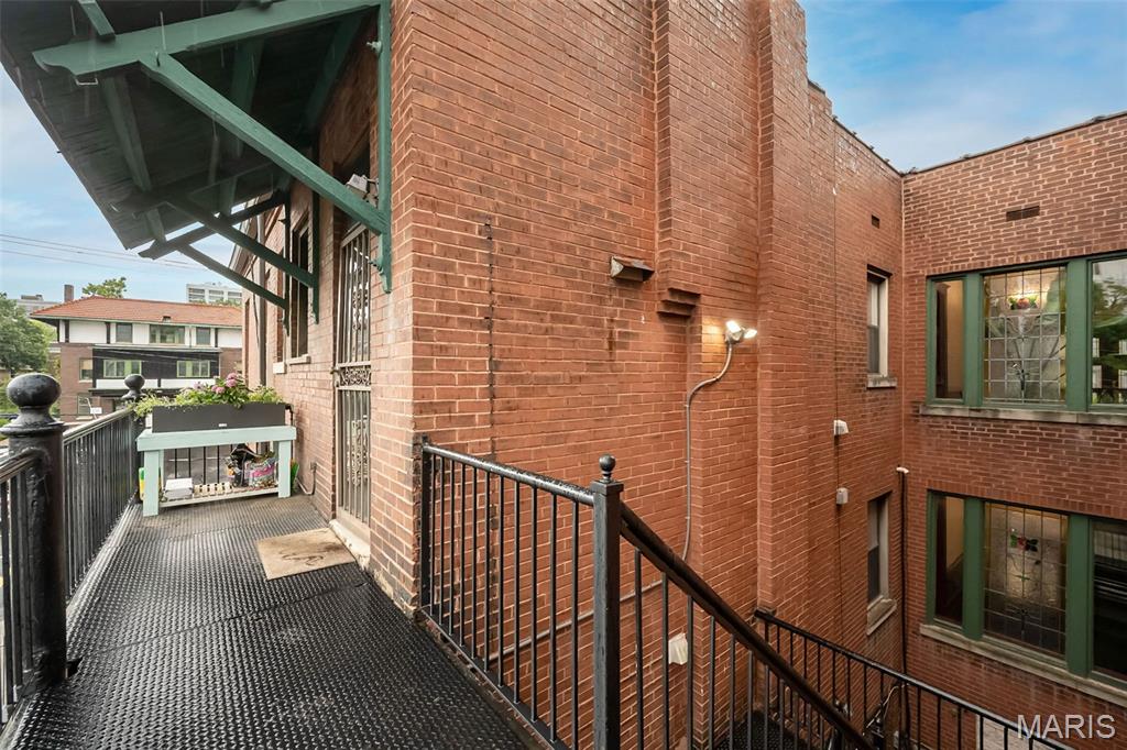 17-19 North Taylor Ave Condo - Residential
