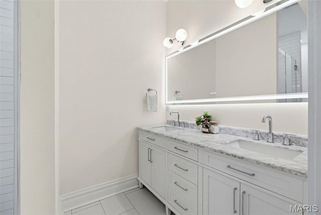 Tyler Place Add - Residential