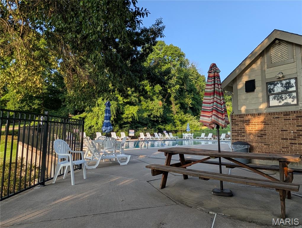 Parkside Condo Tr B - Residential