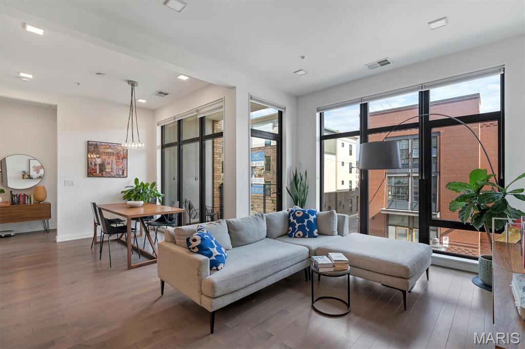 4101 Laclede - Residential
