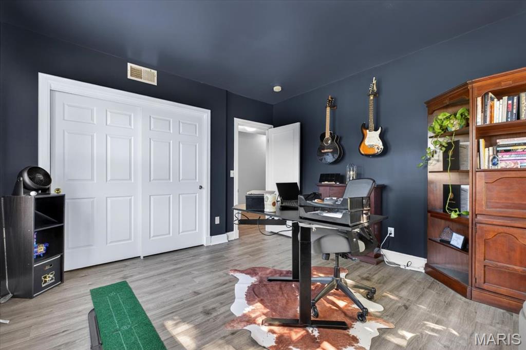 Shenandoah Condominium - Residential