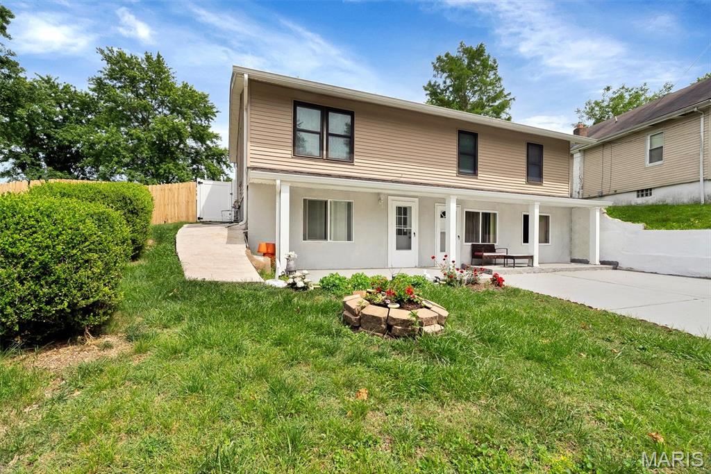 Carondelet Commons South Of River Des - Residential