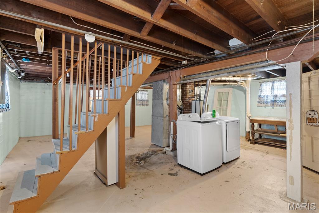 FROSTS ADDN TO LUXEMBURG - Residential