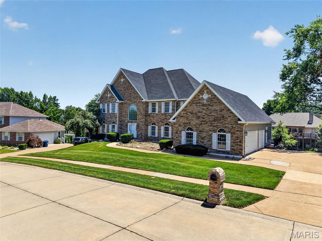 Christopher Winds - Residential
