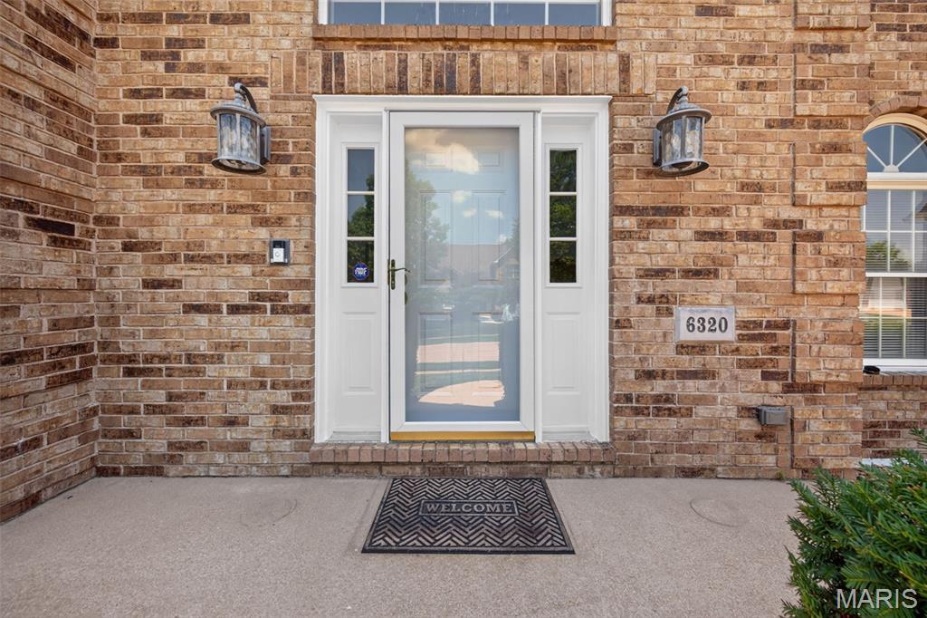 Christopher Winds - Residential