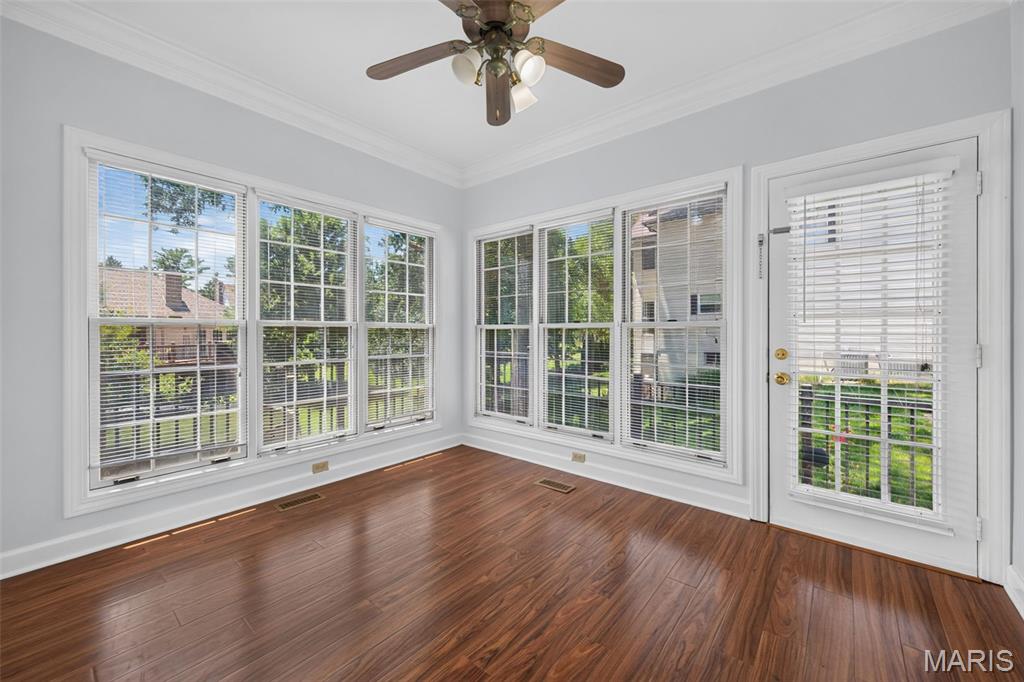 Christopher Winds - Residential