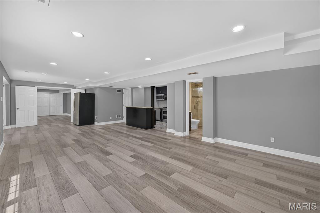 Christopher Winds - Residential