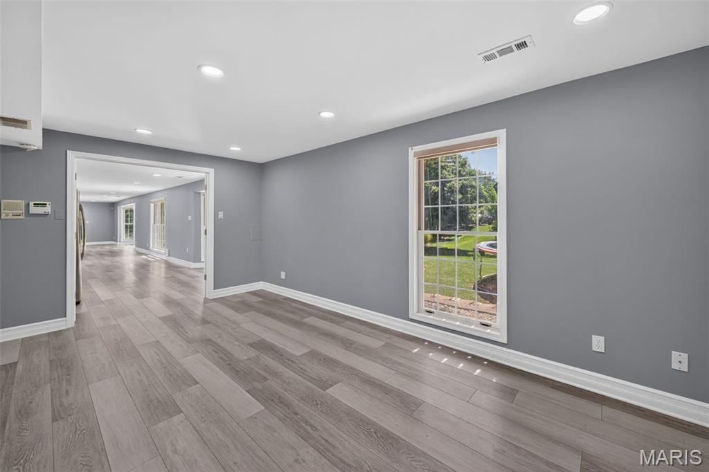 Christopher Winds - Residential