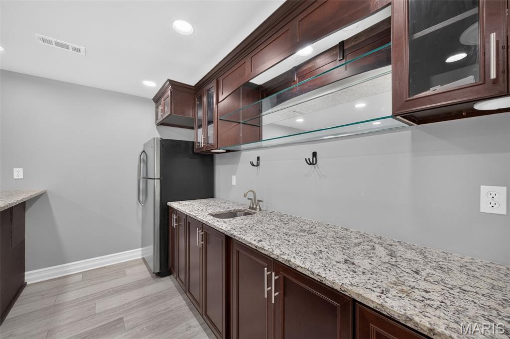 Christopher Winds - Residential