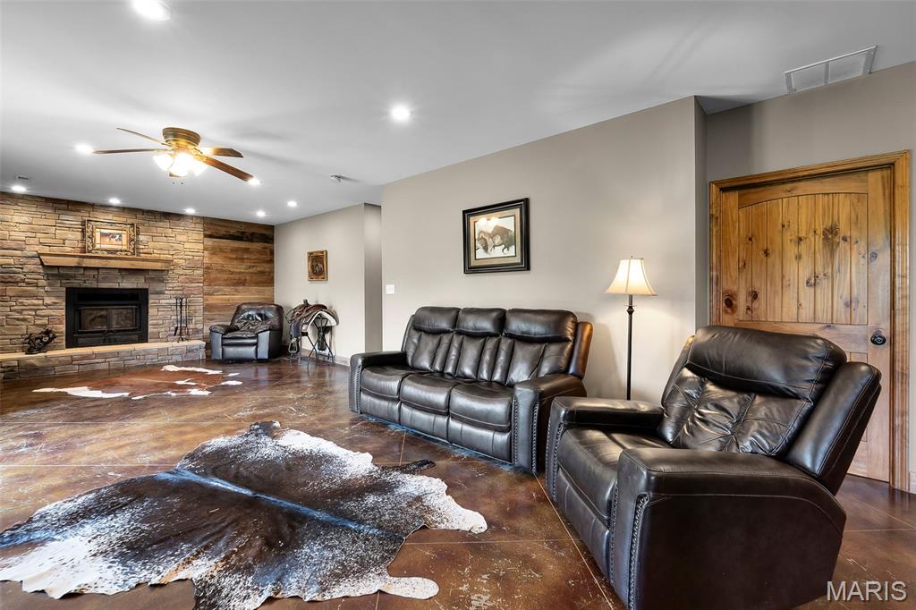 Cedar Meadows - Residential