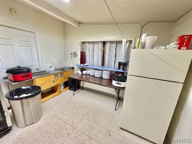 n/a - Commercial Sale