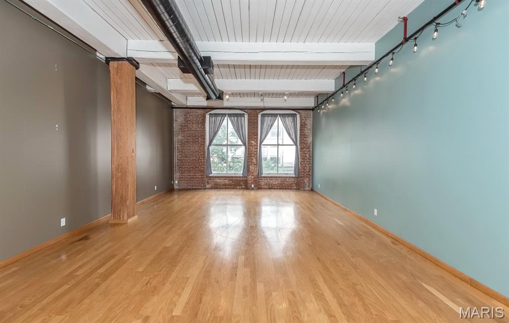 Lindell St Add - Residential