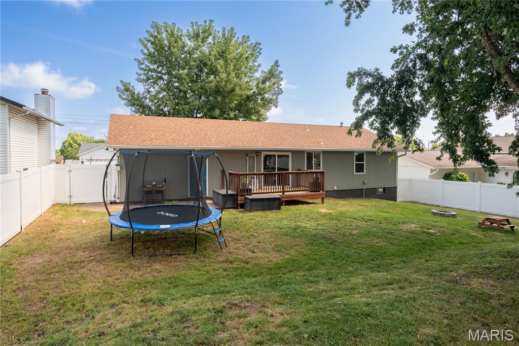 CRESCENT HILLS - Residential