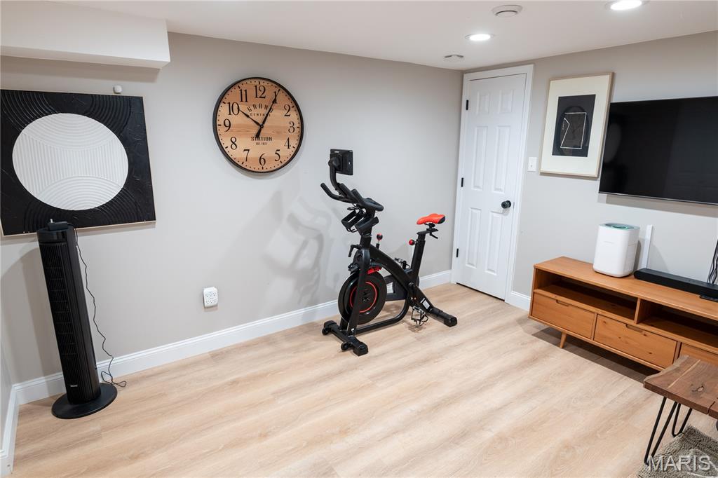 CRESCENT HILLS - Residential