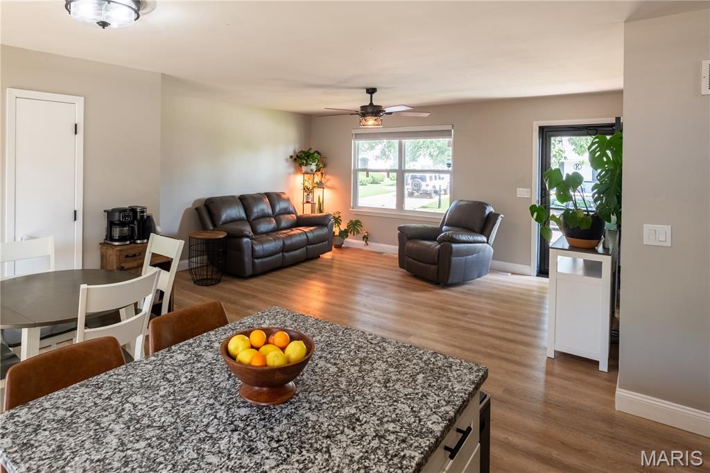 CRESCENT HILLS - Residential