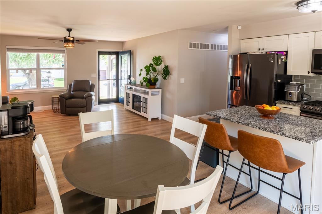 CRESCENT HILLS - Residential