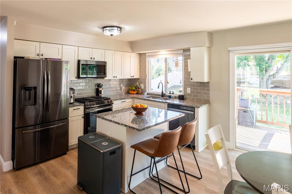 CRESCENT HILLS - Residential