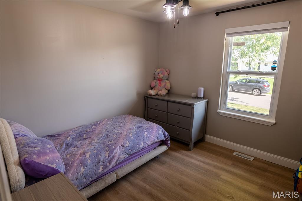 CRESCENT HILLS - Residential