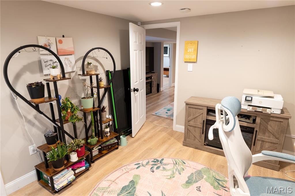 CRESCENT HILLS - Residential