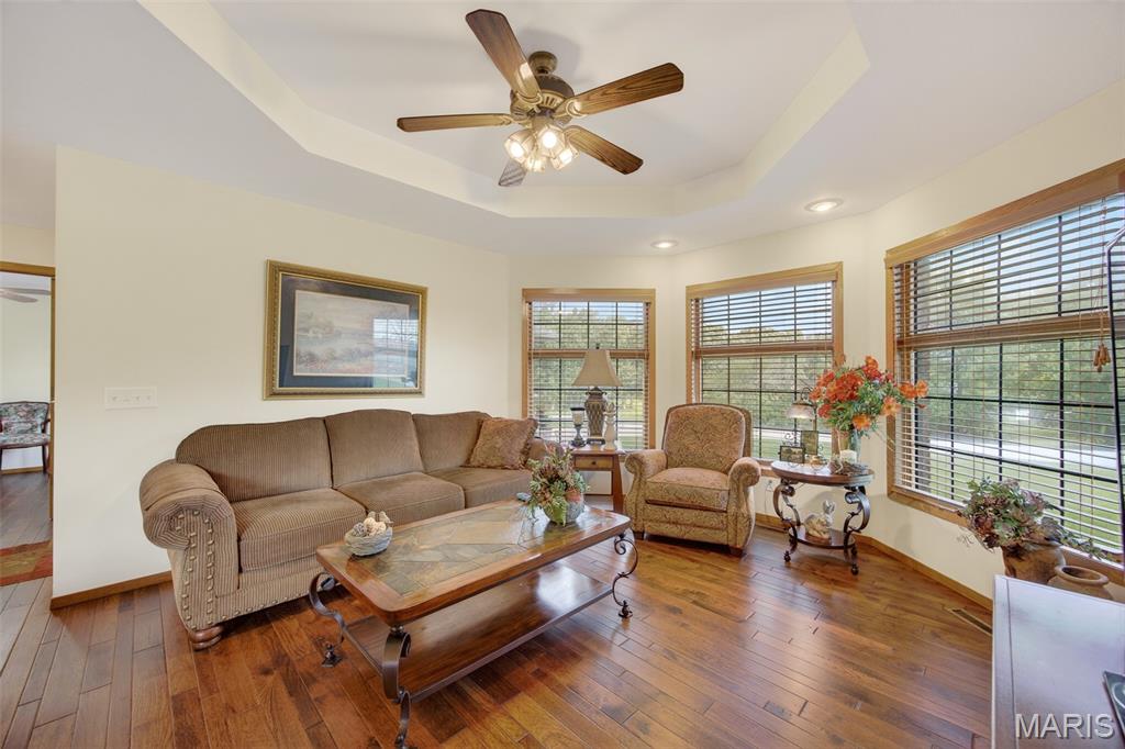 Lake Shore Estate - Residential