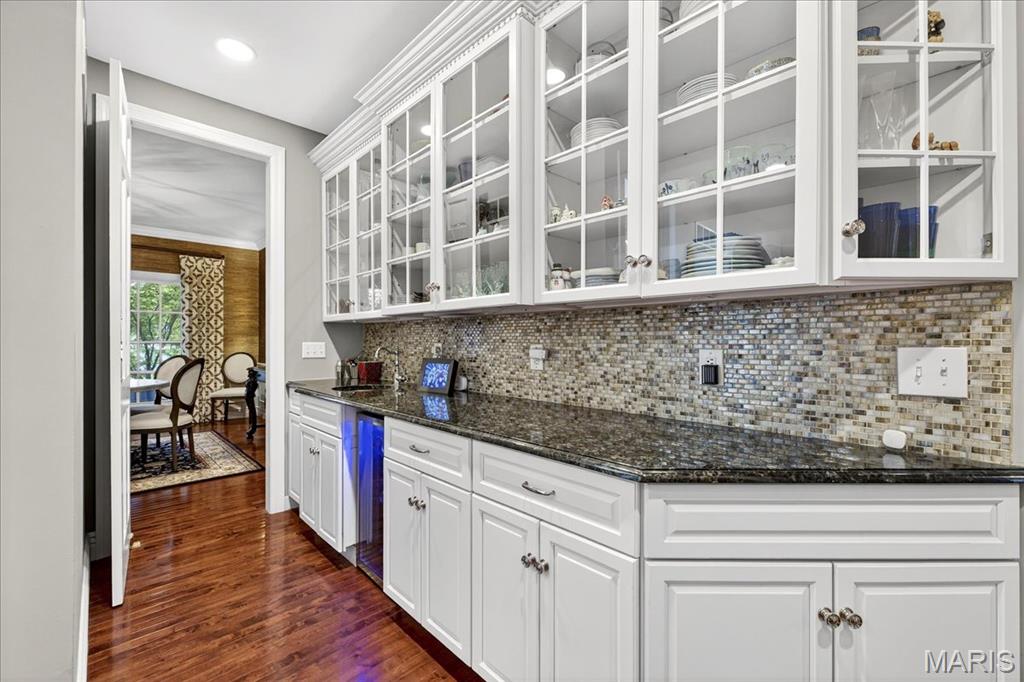 High Meadow Road - Residential