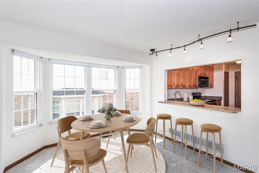 Morningside Twnhs Condo Ph - Residential