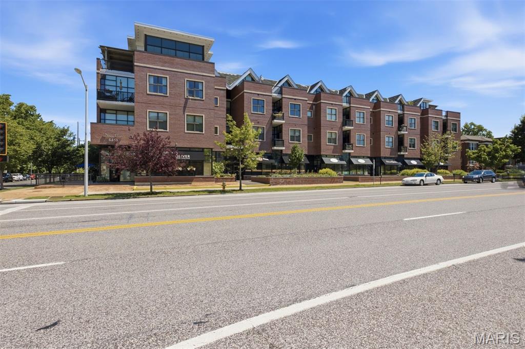 Demun Pointe Condo - Residential