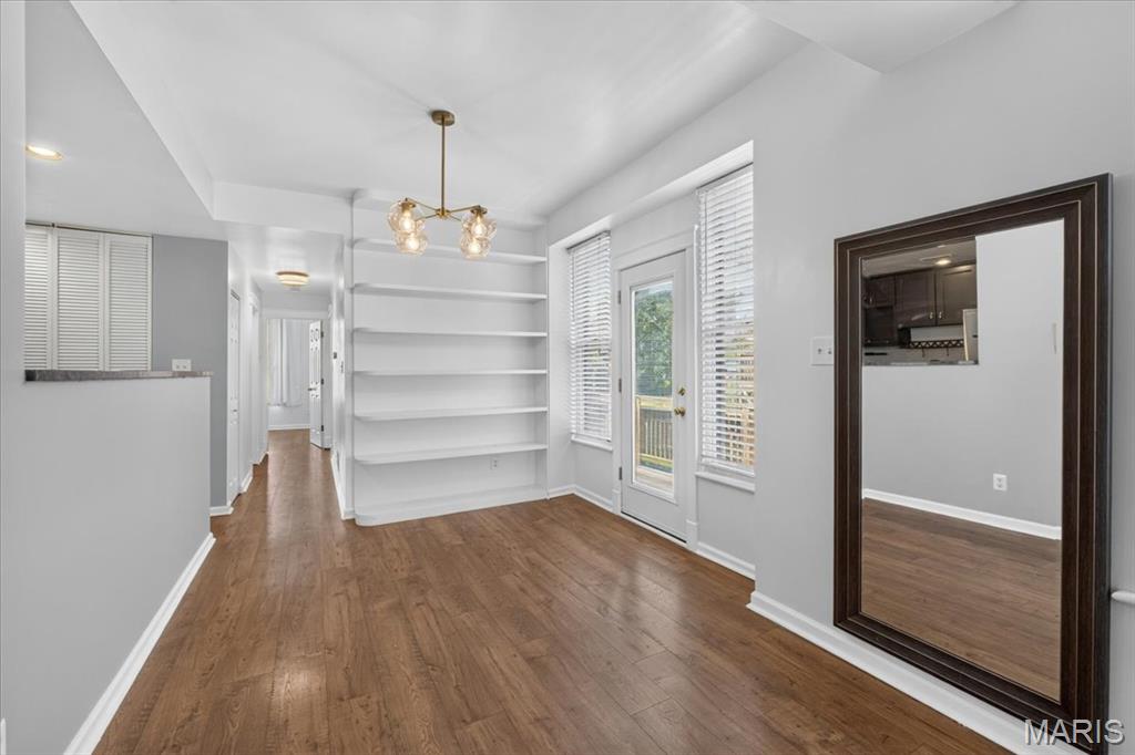 Debaliviere Place West Ph 01-C - Residential