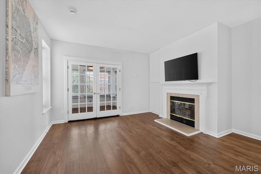 Debaliviere Place West Ph 01-C - Residential
