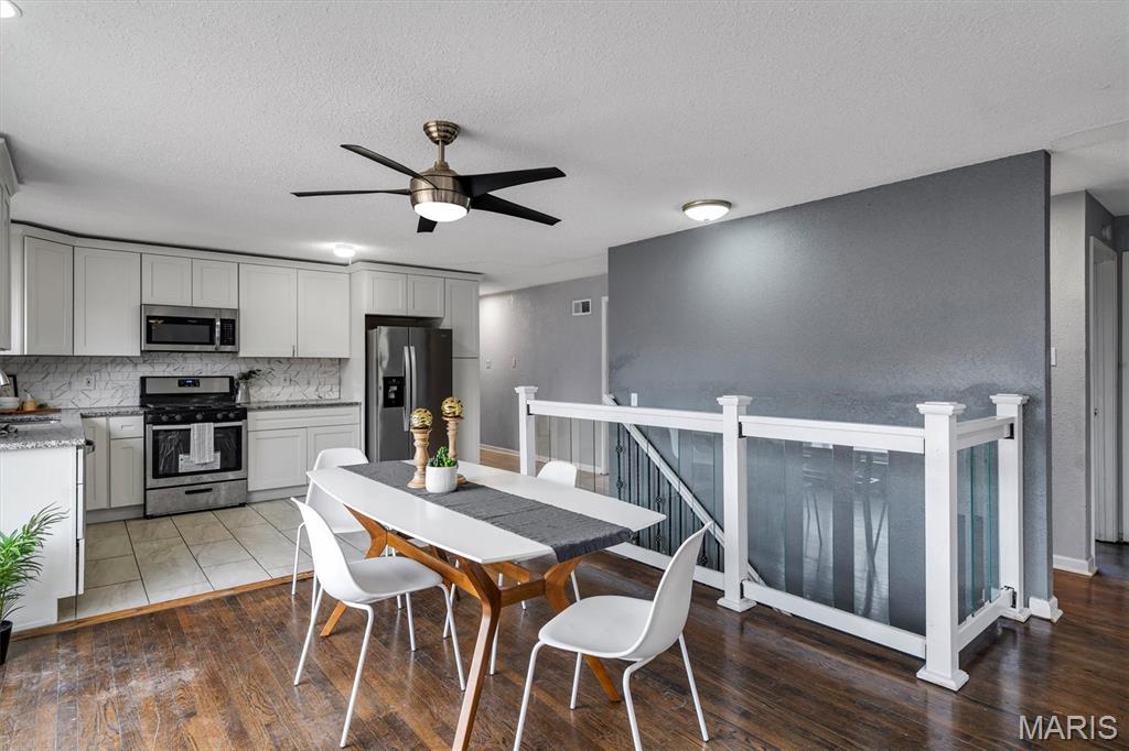 Townsend/West Cabanne Place - Residential