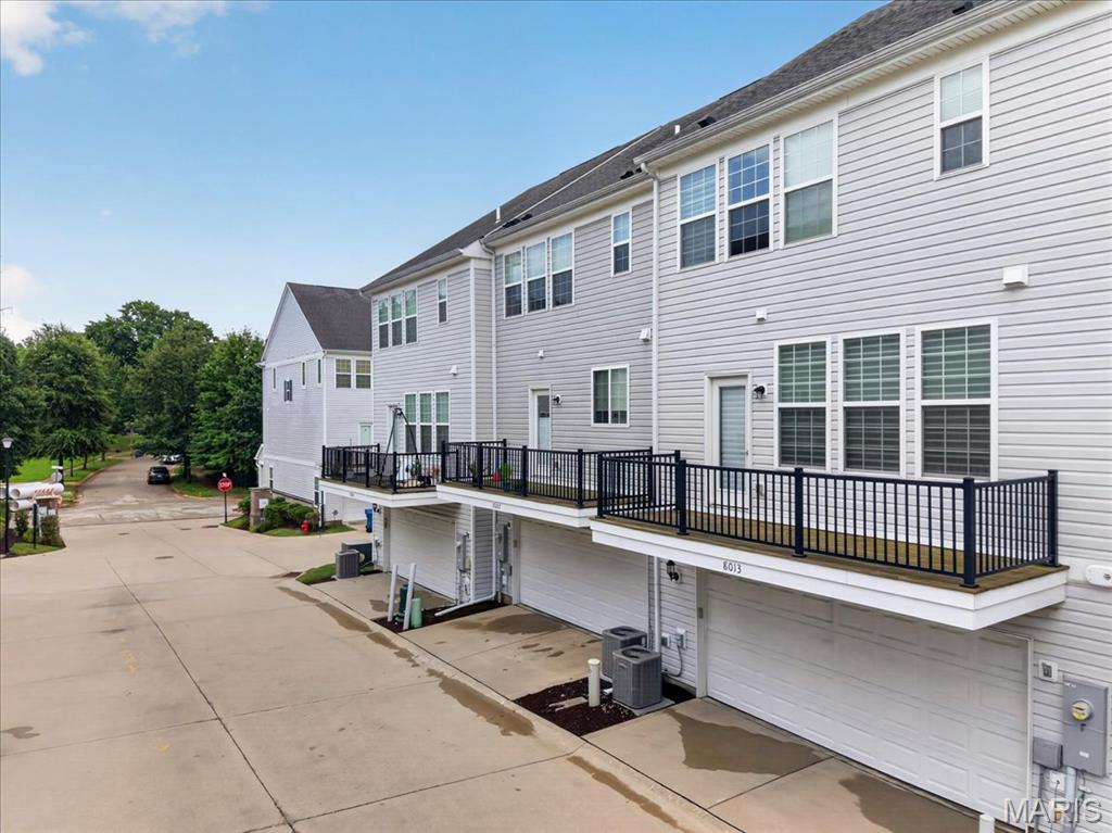 Central Park Townes Amd - Residential Lease