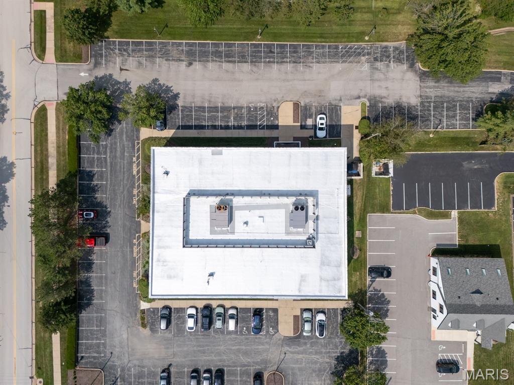 Jacobs Add To Hutchinsons - Commercial Lease