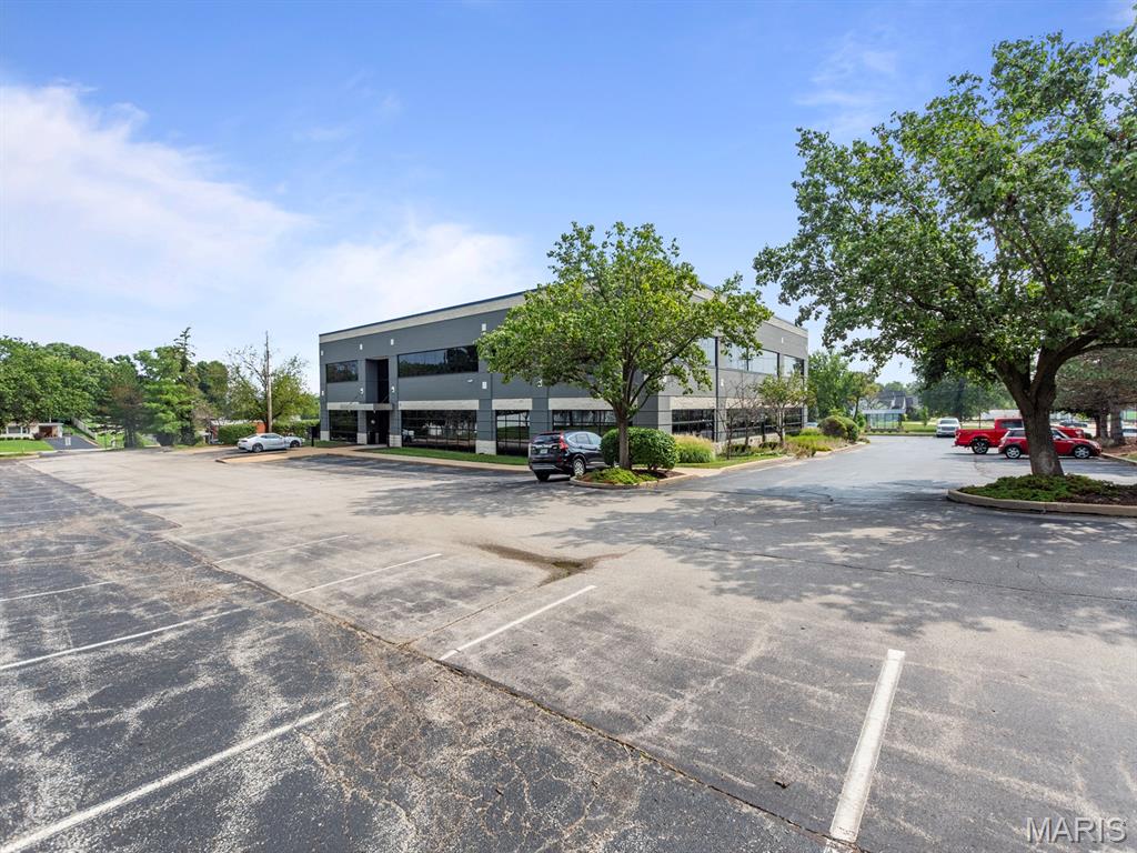 Jacobs Add To Hutchinsons - Commercial Lease